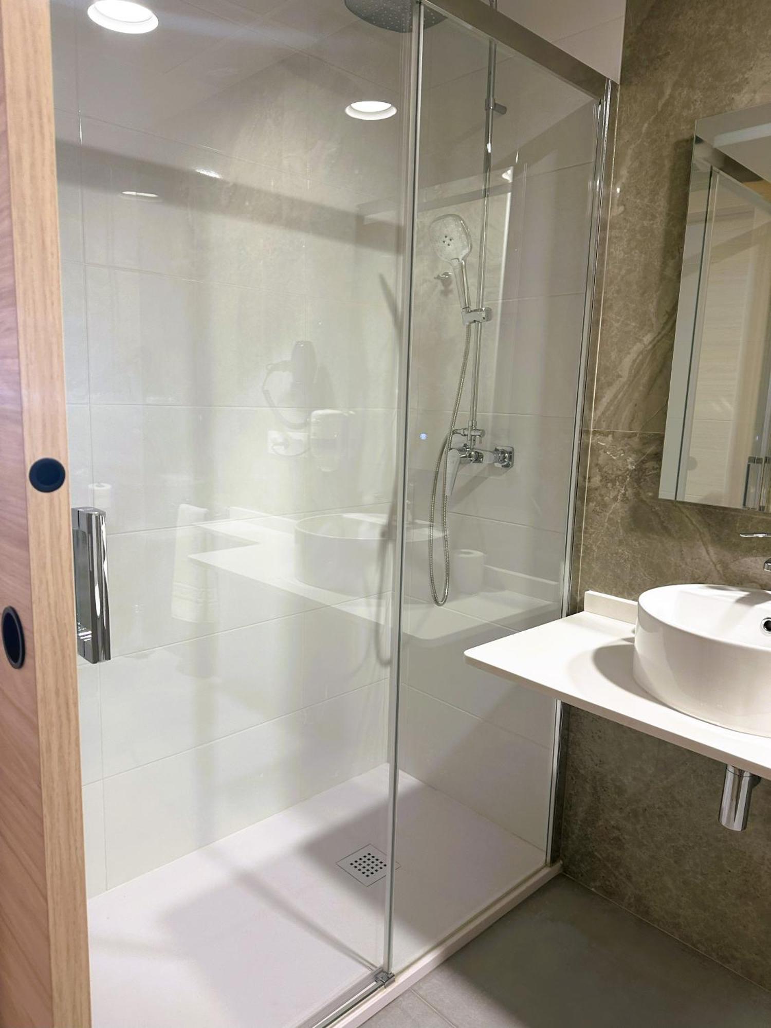 Almar 52 Suites Valence Extérieur photo