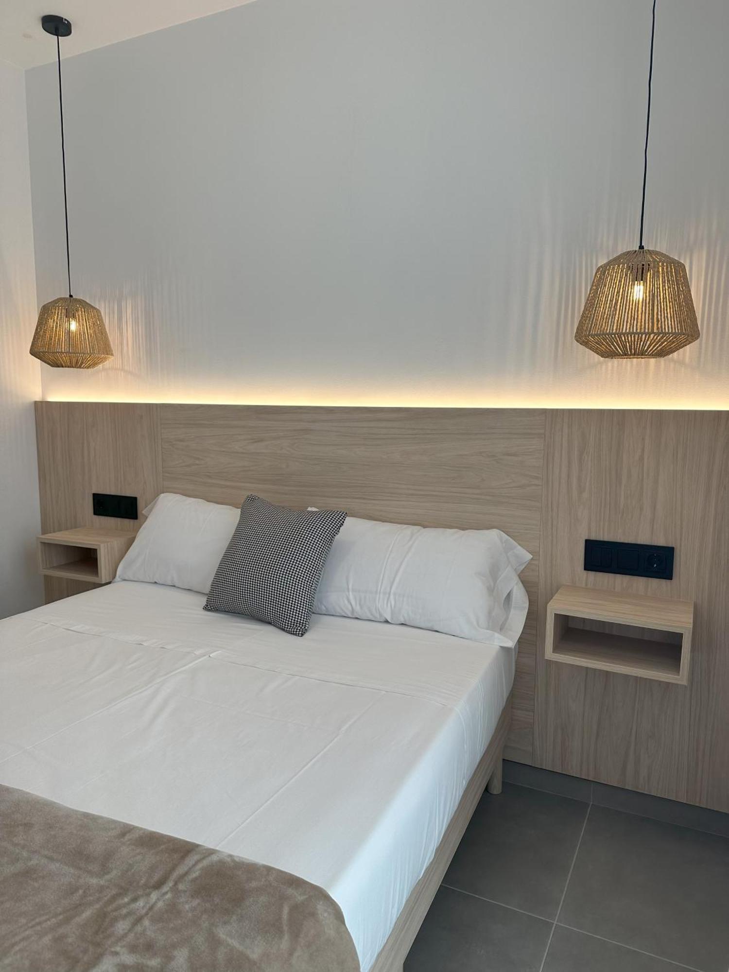 Almar 52 Suites Valence Extérieur photo